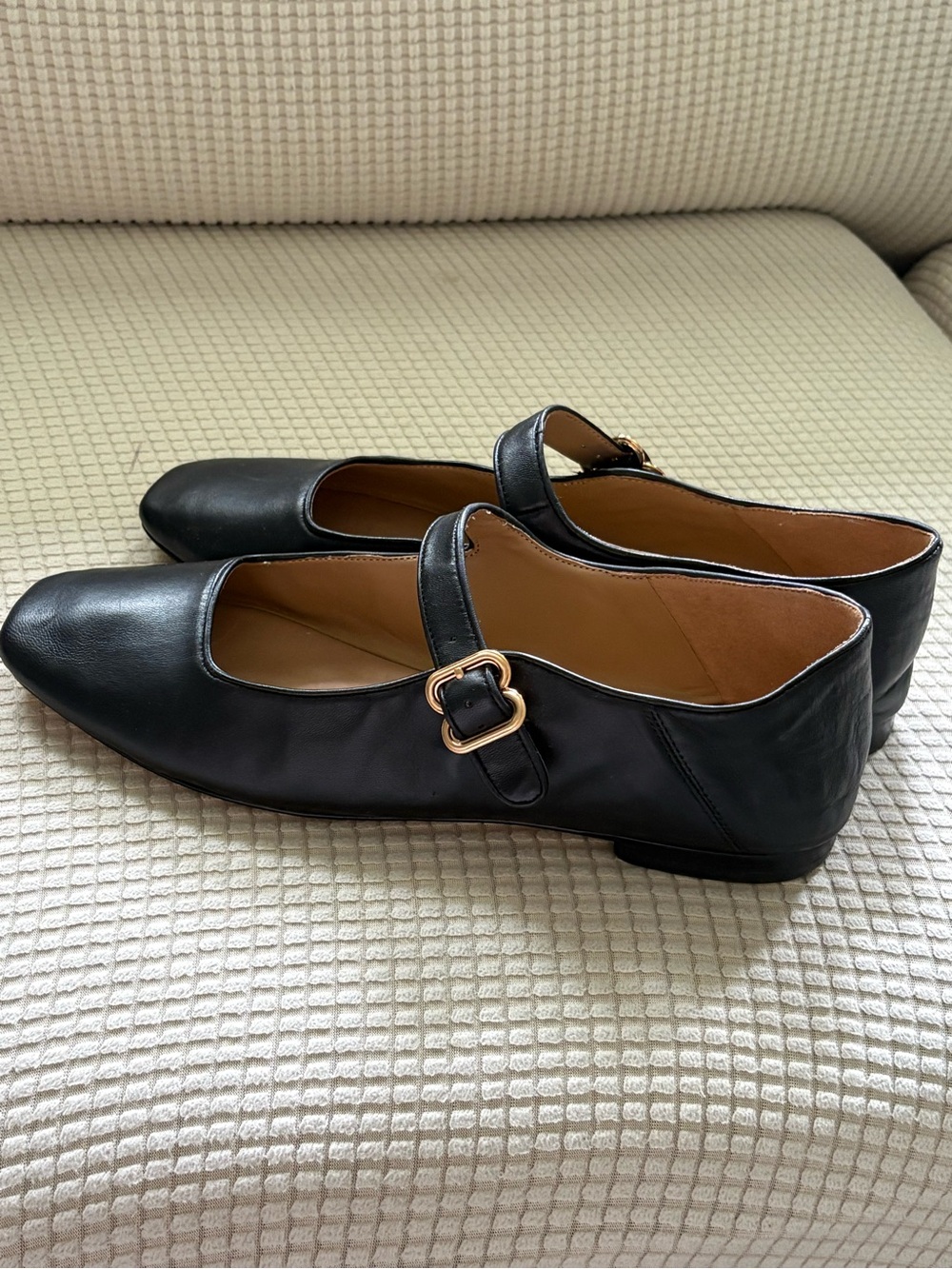 Classic Black Leather Mary Jane Flats with Gold Buckle Size 10 - Picture 3 of 4